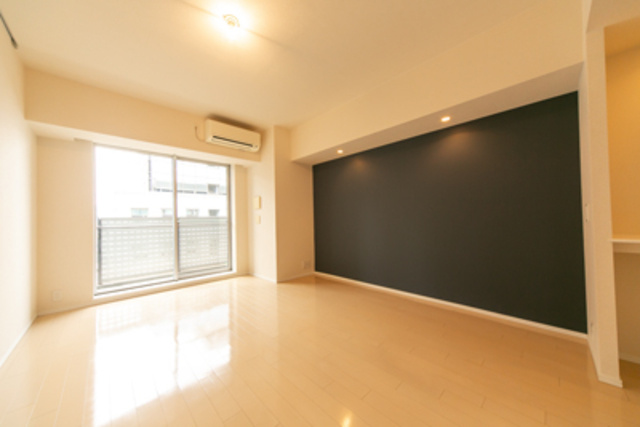 【居間・リビング】 | トレステージ四谷 | ※写真は同タイプ住戸です。