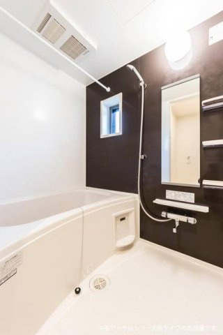 アビタシオン高柳の浴室