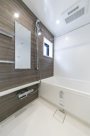 ライオンズフォーシア築地ステーションの浴室|※写真は同タイプ住戸です。