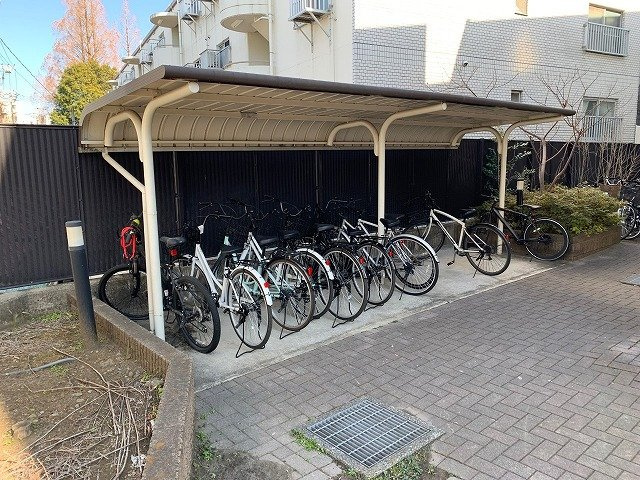 レオパレス大倉山メルベーユⅡのその他|駐輪場　原付＆自転車のみ駐輪可能