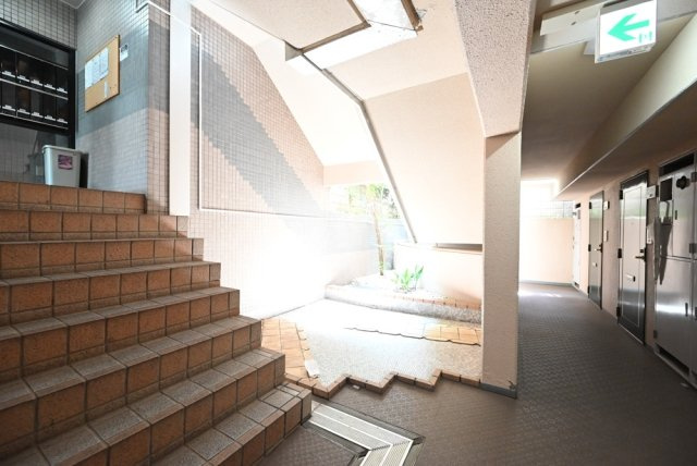 アクトピア旗の台２番館のエントランス