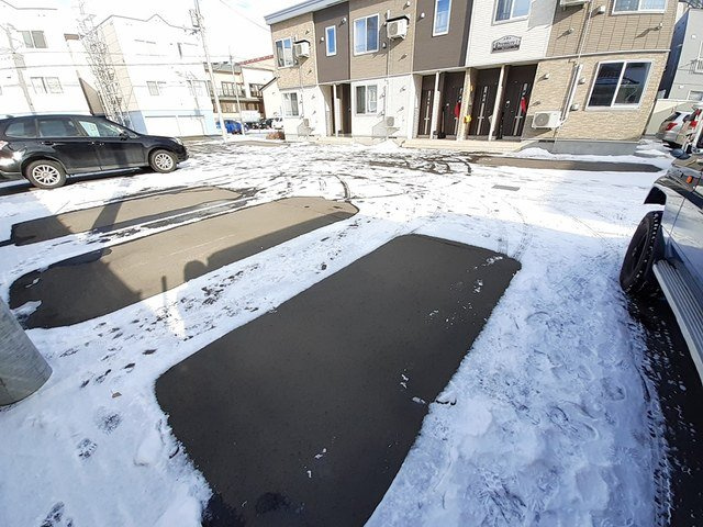 プレミアⅡの駐車場