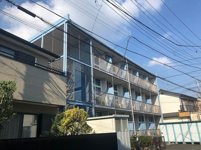 レオパレスリバティの外観