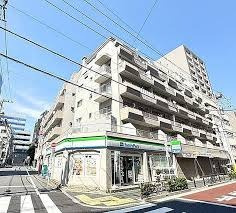 湯島武蔵野マンションの外観