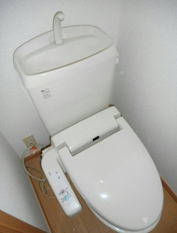 パイナリ今沢のトイレ