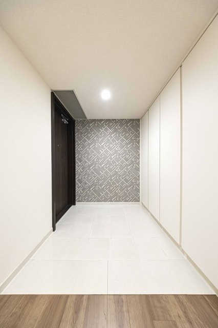 リバーポイントタワーの玄関|※写真は同タイプ住戸です。