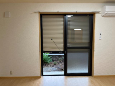【内装】 | アイレス西尾 | 窓シャッター