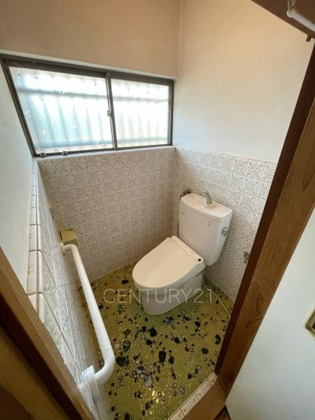 前橋市堀之下町中古一戸建てのトイレ|１階トレイです。
