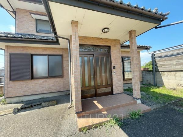 前橋市堀之下町中古一戸建ての玄関