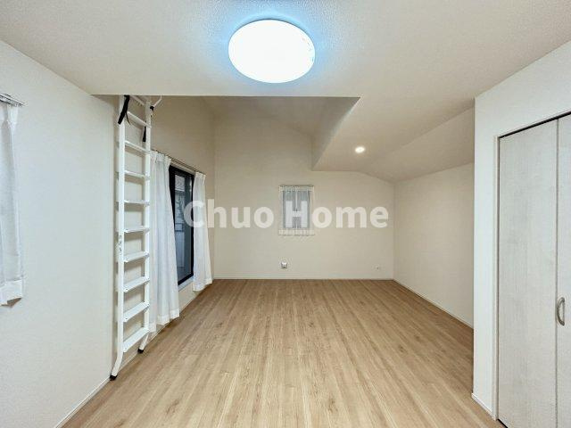 葛飾区南水元4丁目新築分譲住宅の居間・リビング|リビングダイニング