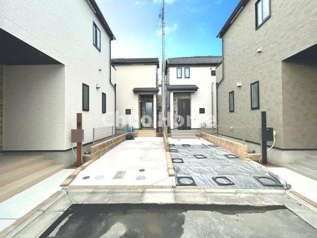 葛飾区南水元4丁目新築分譲住宅の駐車場|カースペース