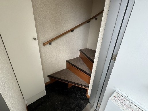 レオパレスヴィラ　後田の玄関