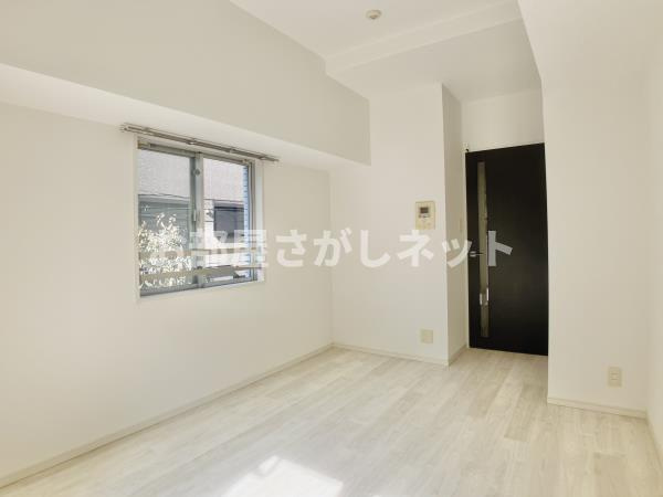 コート新御徒町【おとり物件なし】#学生・社会人にオススメ！初期費用分割払いOK！の居間・リビング