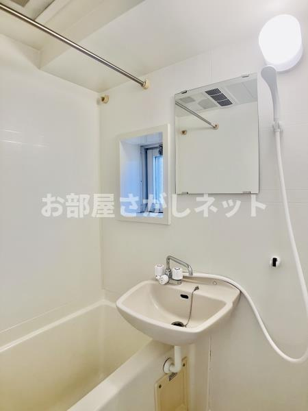 コート新御徒町【おとり物件なし】#学生・社会人にオススメ！初期費用分割払いOK！の浴室