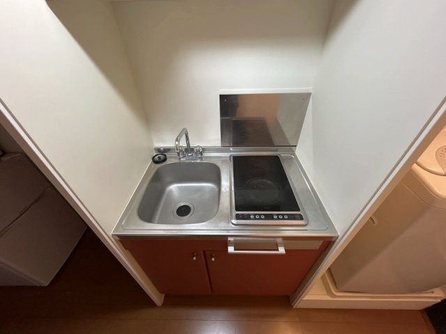 レオパレス明のキッチン