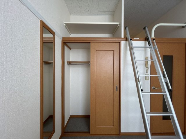 レオパレス明の内装