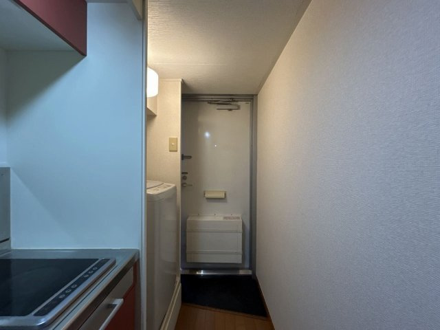 レオパレス明の玄関