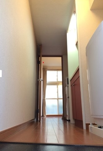 レオパレスファーレ・カサハラの玄関