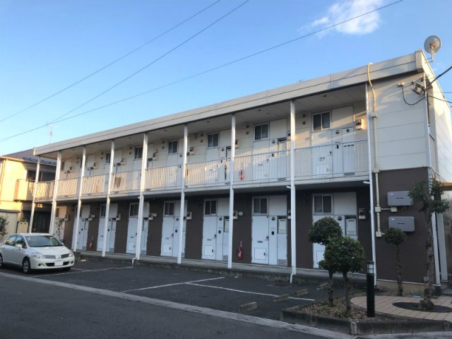 レオパレスファーレ・カサハラの外観