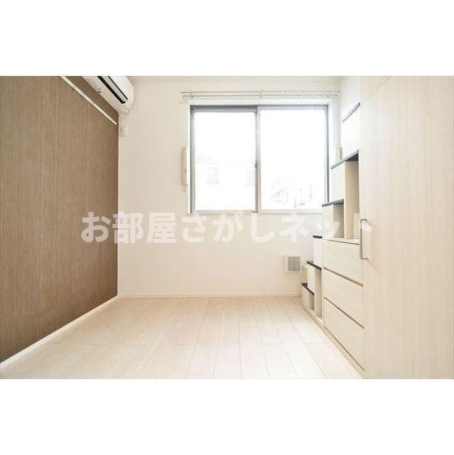 フリングホルニ【おとり物件なし】#学生・社会人にオススメ！初期費用分割払いOK！の洋室