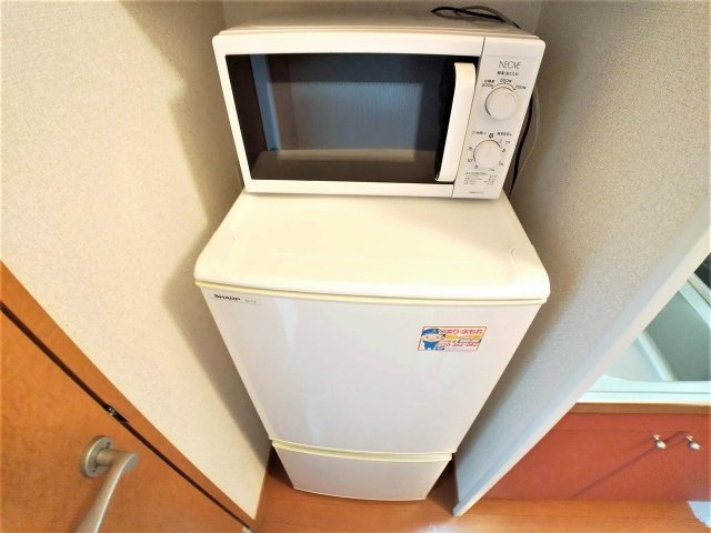 レオパレスシオンのその他|レンジと冷蔵庫