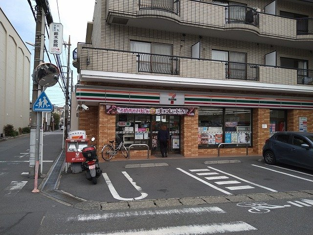 レオパレスオータムの周辺