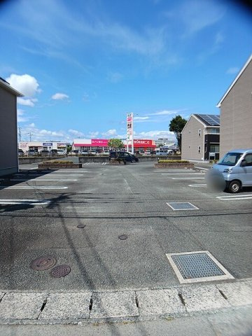 ピュア　ファースト菊池Ｃの駐車場