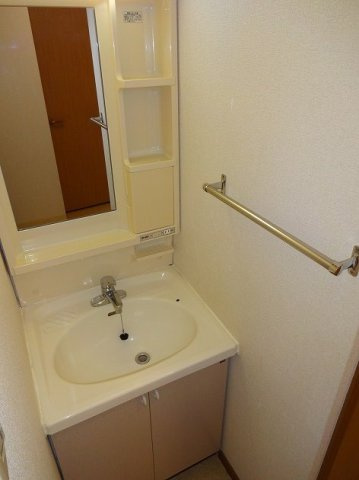 コンフォート茶臼山Ｂの洗面所