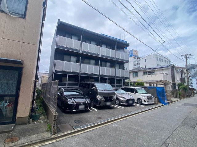 レオパレス日置の外観