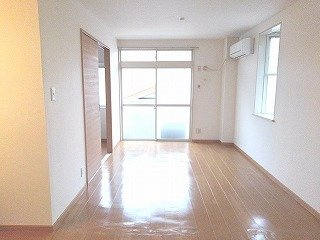 スカイビーンズ広田Ｂの居間・リビング