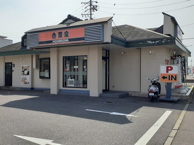 セレーノ　オヴェストの周辺|吉野家 春日井出川町店まで750m