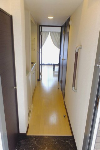 レオネクストエクレールの玄関|段差のない玄関で安全です