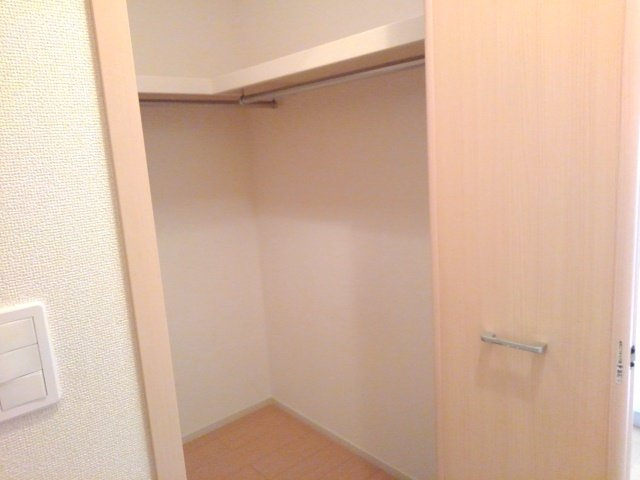 クレオ　レジデンスの収納