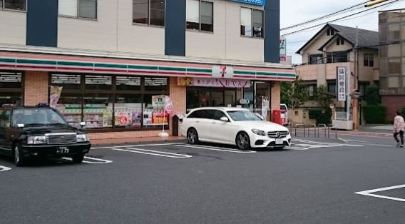 レオパレスグランドゥールＡの周辺