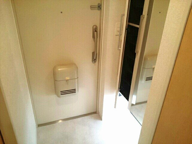 ウェスト宮ノ下の玄関