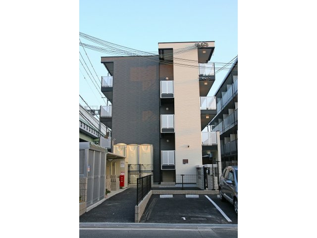 レオパレスプラスパＢの外観