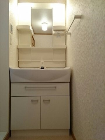 ウィッシュⅡの洗面所