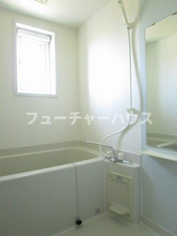 アムールベルＢの浴室|日々の疲れを癒すお風呂付です