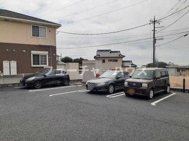 アクア　ガーデン　Ⅲの駐車場|カースペースがあります