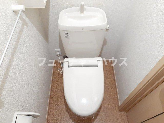 アクア　ガーデン　Ⅲのトイレ|シンプルで使いやすいトイレです