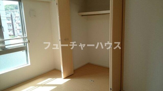 モデッサ１０３７の収納|こまごまとしたものを収納できそうですね