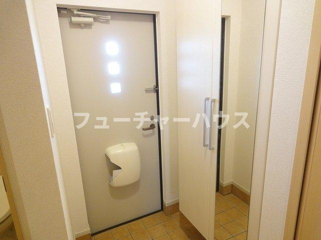 コッティ１０３７の玄関