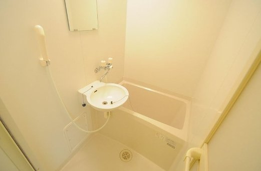 レオパレスグランディルの浴室|備品や設備仕様は号室等により異なります現地をご確認下さい。