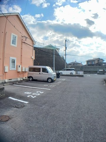 アメニティハイムⅡの駐車場