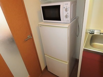 レオパレスセブンハート上田のその他|電子レンジ、冷蔵庫完備