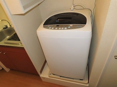 レオパレスセブンハート上田のその他|洗濯機も付いています