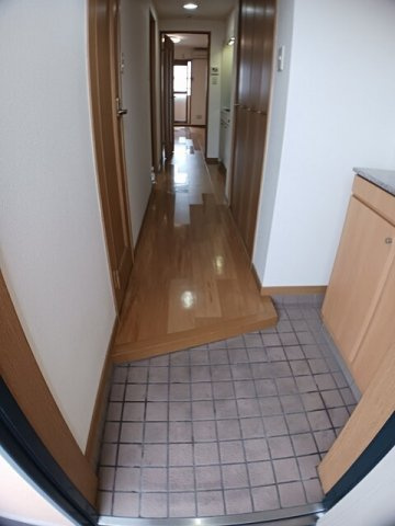 プラシード倉敷の玄関