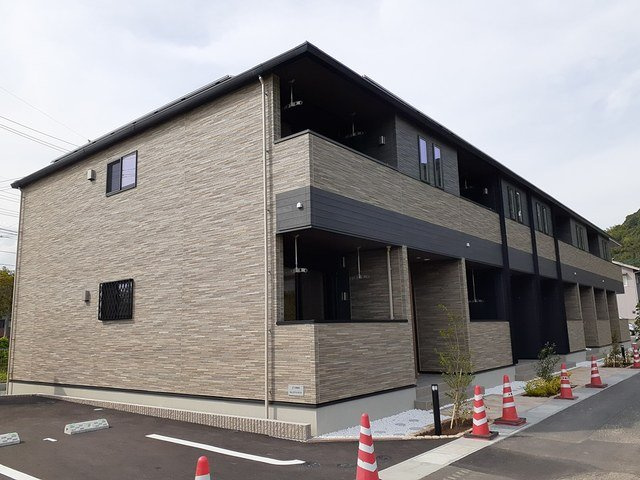アイリス　パディ