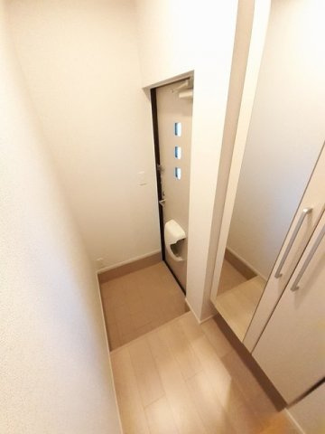 シャ　ティグレの玄関