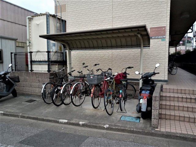 レオパレスｅｃｌａｔのその他|自転車置き場